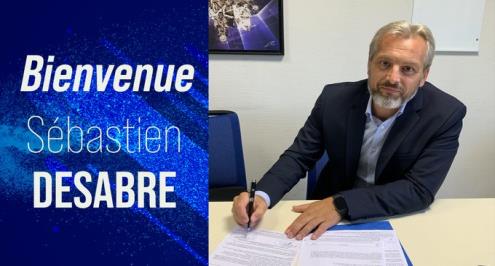 رسمياً.. ديسابر يتولى تدريب شاموا نيورتي الفرنسي